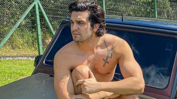 Passeio de carro na quarentena: Luan Santana exibe foto e chama atenção. Veja!