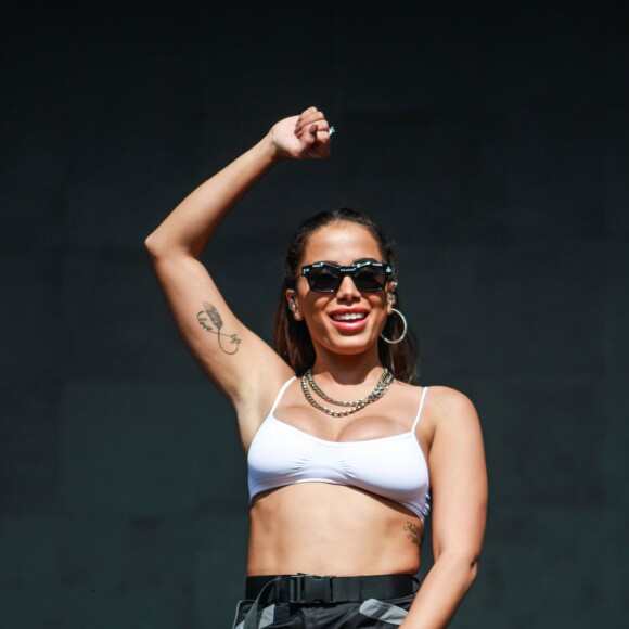 Anitta rebateu as críticas: 'Meu mundo não vai acabar por causa disso não'