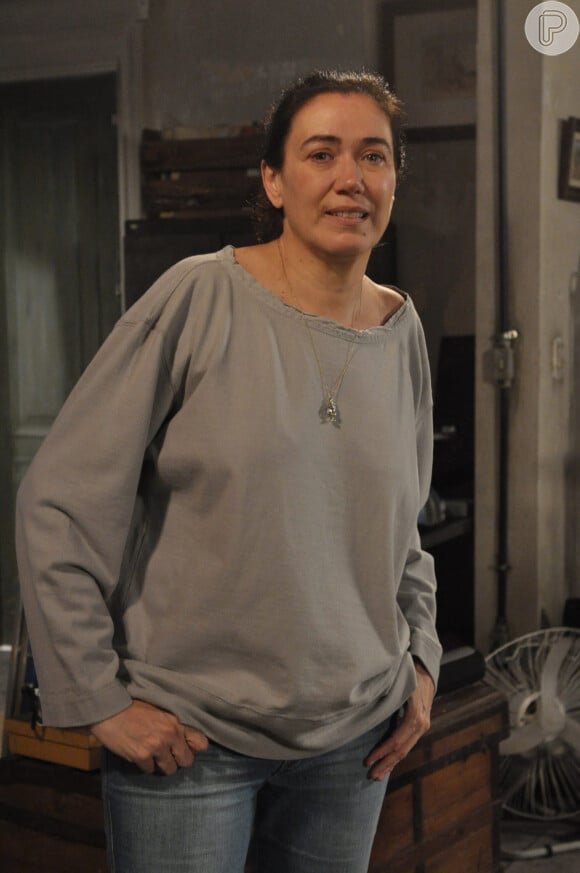 Na novela 'Fina Estampa', Griselda (Lilia Cabral) ganha na loteria e decide ser vizinha de Tereza Cristina (Christiane Torloni)