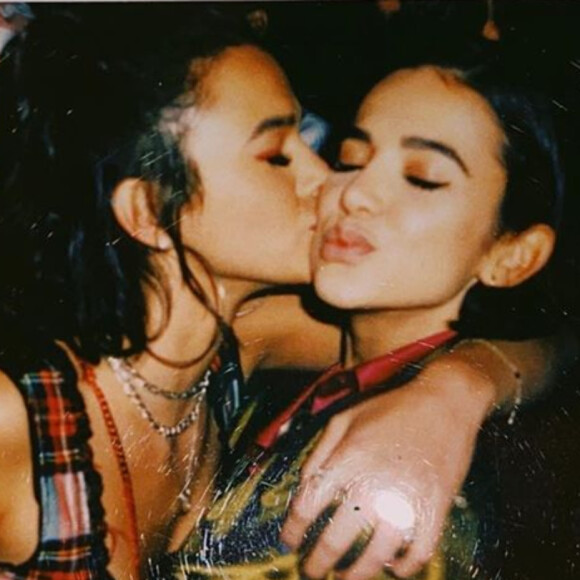 Bruna Marquezine se emocionou com permanência de Manu Gavassi no 'BBB20'