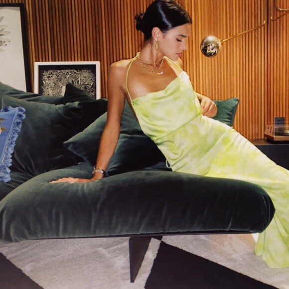 Bruna Marquezine foi elogiada por amigos famosos, como Giovanna Ewbank, por seu look para a final do 'BBB20'