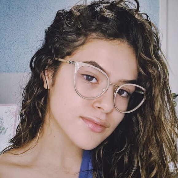 Maisa Silva questiona Bruna Marquezine sobre mudança do cabelo