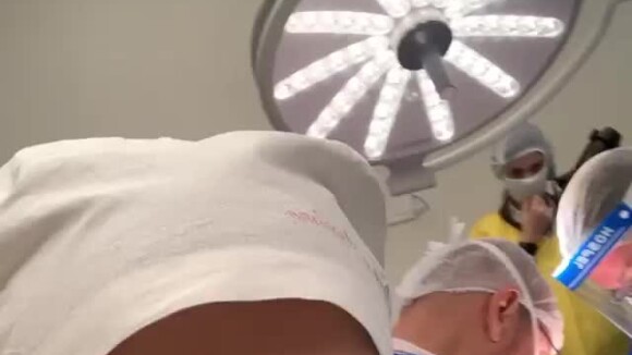 Vídeo: Zé Neto mostra bastidores do parto da filha, Angelina