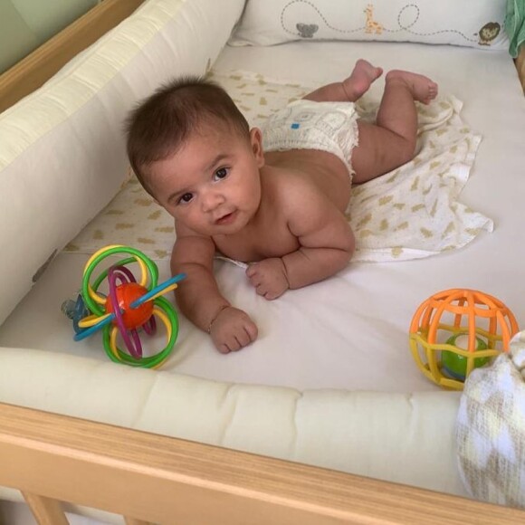 Marília Mendonça comemorou este mês seu primeiro Dia das Mães