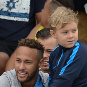 Filho de Neymar deu 'bronca' no pai após ouvir palavrão do jogador
