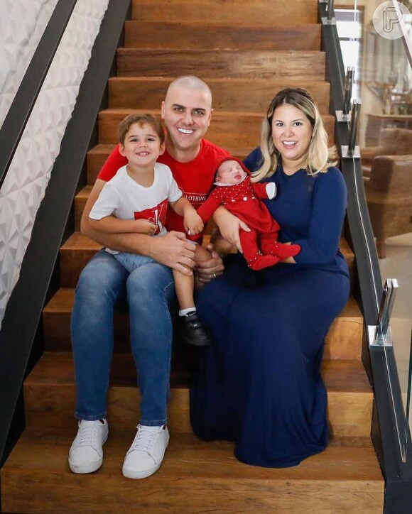 Zé Neto e Natália Toscano são pais de José Filho, de 2 anos
