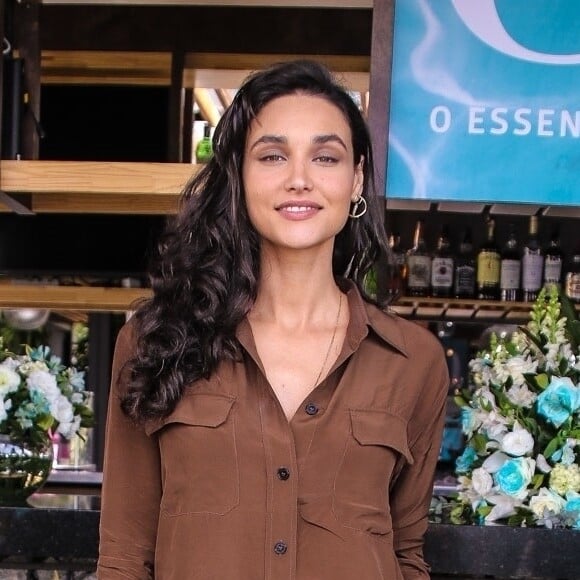 Débora Nascimento avaliou fim do casamento com José Loreto, em janeiro de 2019: 'Foi uma montanha-russa de emoções e acontecimentos ímpares que me trouxeram crescimento pessoal e percepções que antes eu não tinha'