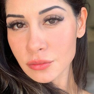 Mayra Cardi contou que pediu para Arthur Aguiar sair de casa