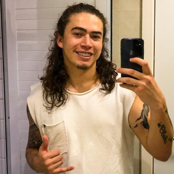 Whindersson Nunes reage a foto de influenciadora rebolando funk no Instagram