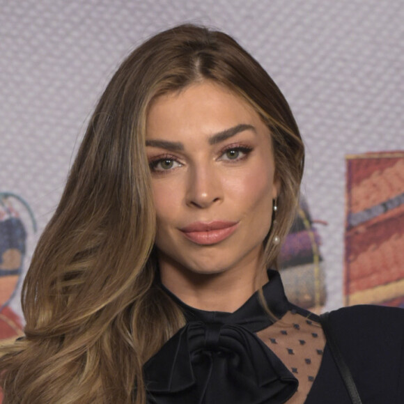 Grazi Massafera respondeu Caio Castro em foto: 'Amo'