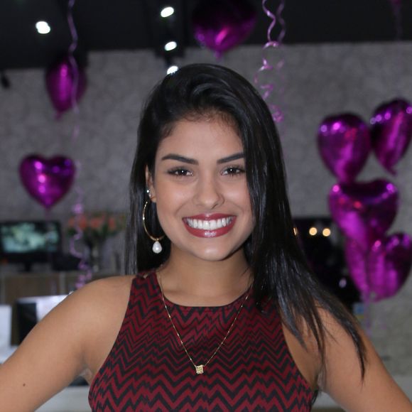 Munik Nunes colecionou elogios por mudança de visual