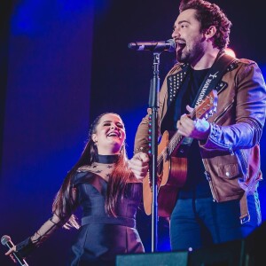 Maiara aparece cantando com Fernando Zor em vídeo na web