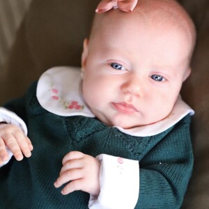 Filha de Ana Paula Siebert e Roberto Justus, Vicky vem roubando a cena nas redes sociais da mãe