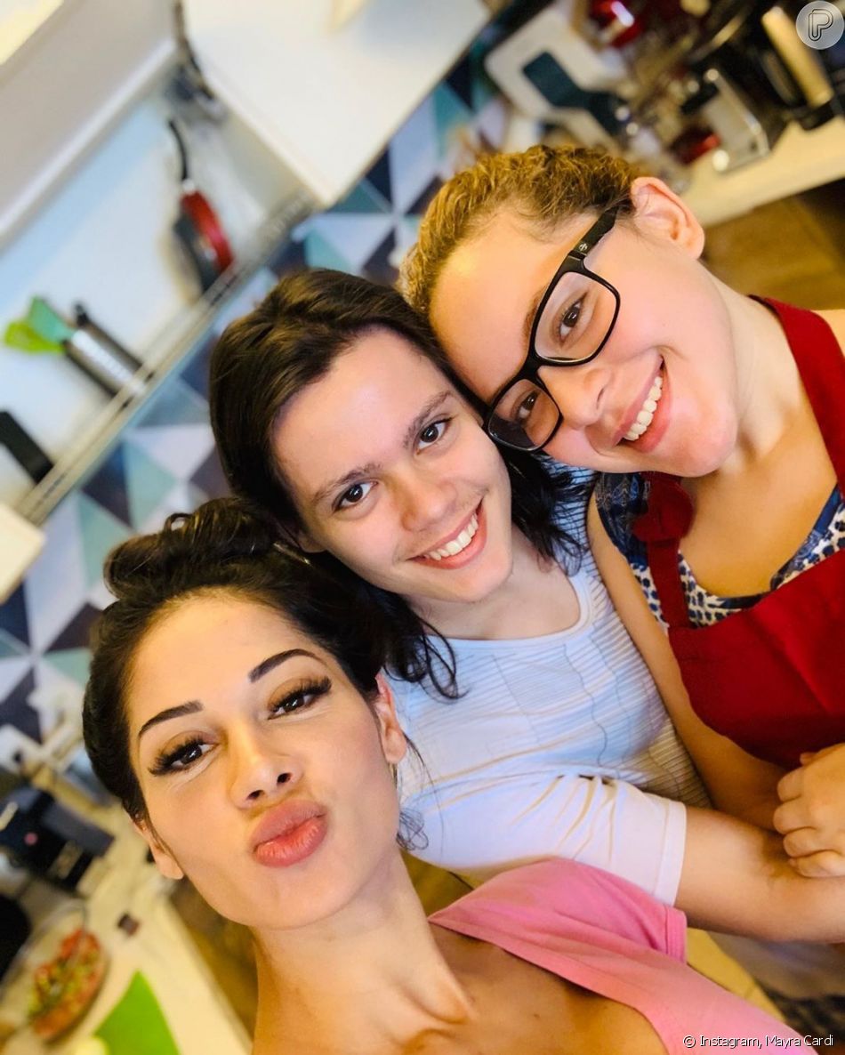 Mayra Cardi Publica Foto Com Filho E A Namorada Dele Anna