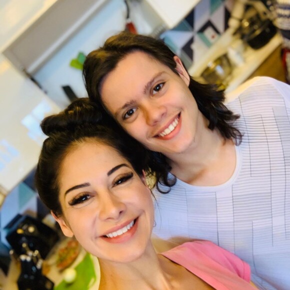 Filho de Mayra Cardi é comparado à mãe em foto no Instagram