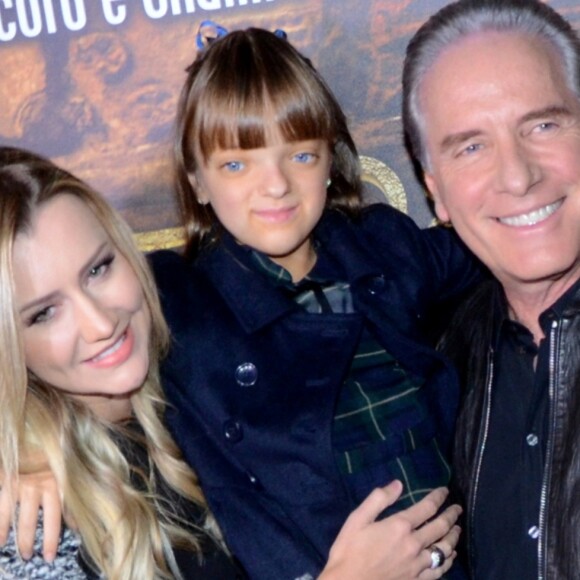 Roberto Justus e Ana Paula Siebert reuniram os filhos dele e do casal na festa de Rafaella Justus