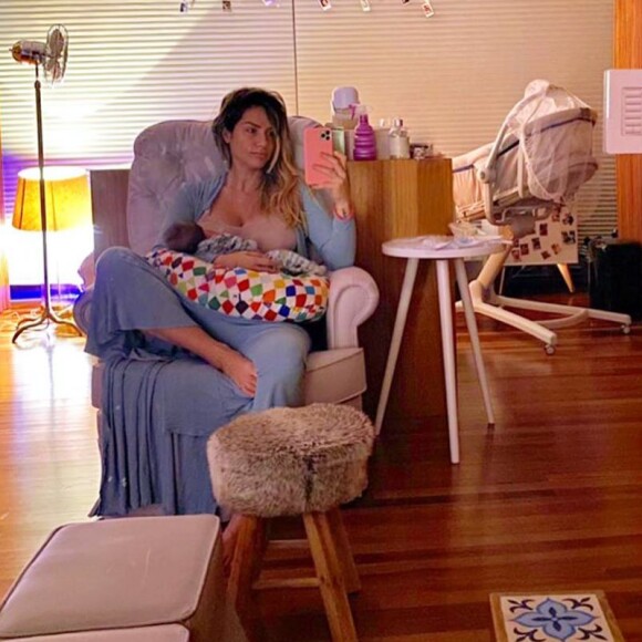 Giovanna Ewbank mostra amamentação do filho Zyan
