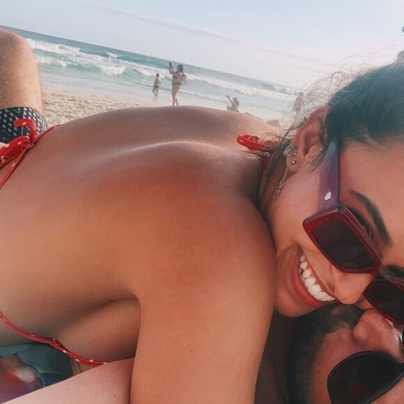 Talita Younan espera o primeiro filho com o diretor João Gomez