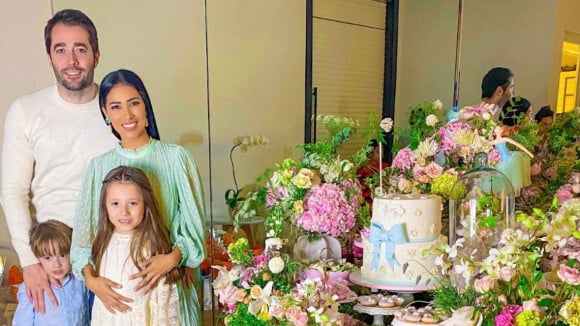 Simaria comemora 8 anos da filha, Giovanna, com festa em casa. Fotos!