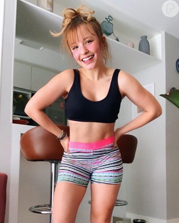 Larissa Manoela vem praticando exercícios físicos e aderiu à dieta