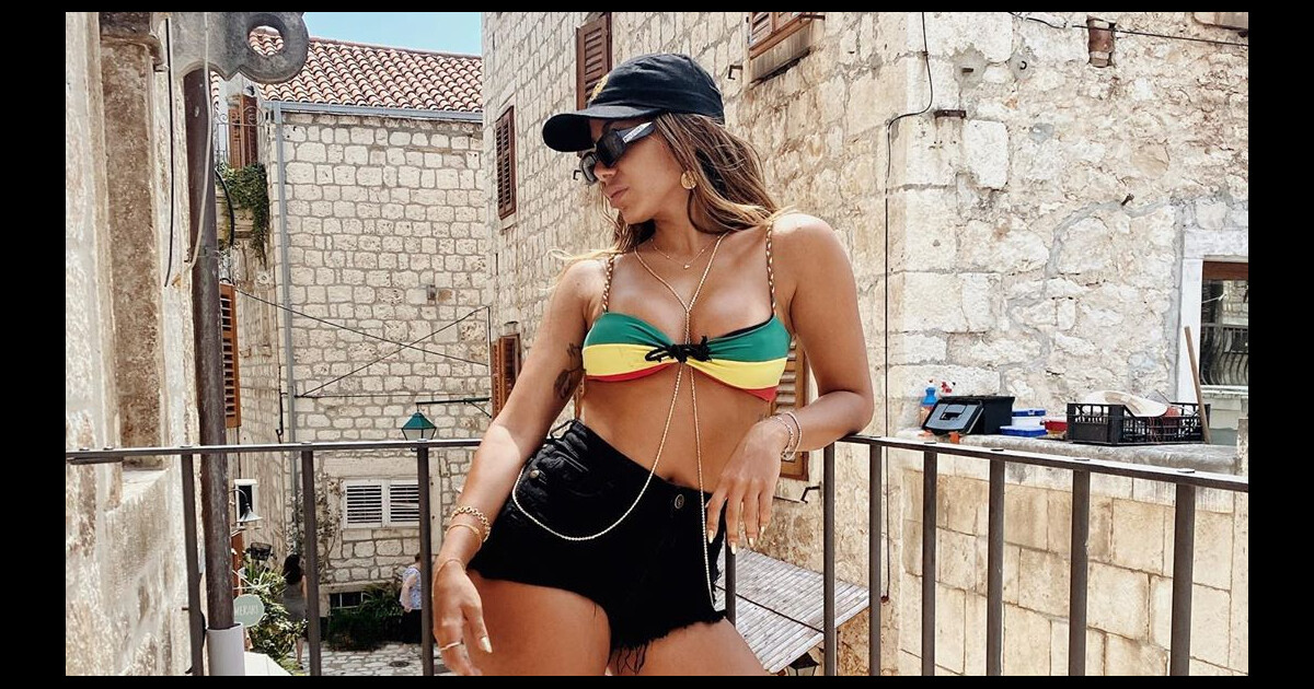 Encheção de linguiça desnecessária”, diz Anitta sobre nova