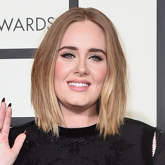 Adele e Brad Pitt juntos? Novo casal é fake news, aponta site. Saiba mais em matéria nesta quinta-feira, dia 20 de agosto de 2020