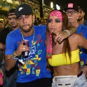 Anitta e Neymar curtirma karaokê e dançaram no TikTok nesta quarta-feira, 26 de agosto de 2020