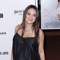 Mila Kunis se revolta ao ver Demi Moore segurando sua filha com Ashton Kutcher