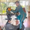 Zilu Godoi se exercita diariamente para manter o corpo em forma