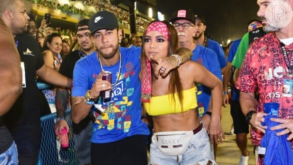 Anitta se divertiu com Neymar em Ibiza; os dois trocaram beijos no Carnaval de 2019