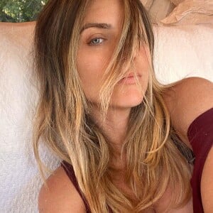 Giovanna Ewbank brincou na legenda da foto do filho dormindo: 'Zyan chapô'