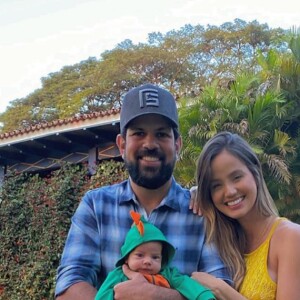 Biah Rodrigues destacou a semelhança de Theo com o pai, Sorocaba