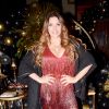 Simony tem 44 anos, é mãe de 4 e namora o cantor Felipe Rodriguez