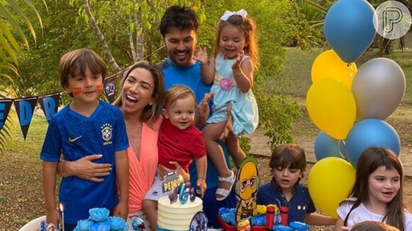 Patricia Abravanel abre álbum de fotos da festa de aniversário do filho Pedro