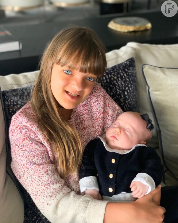 Ticiane Pinheiro comenta foto da filha Rafaella Justus com a irmã Vicky