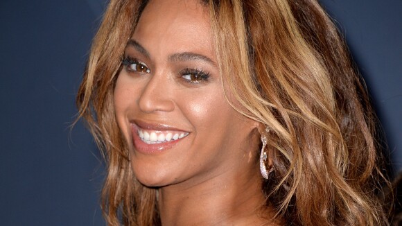 Beyoncé confirma lançamento de novo álbum para o dia 24 de novembro