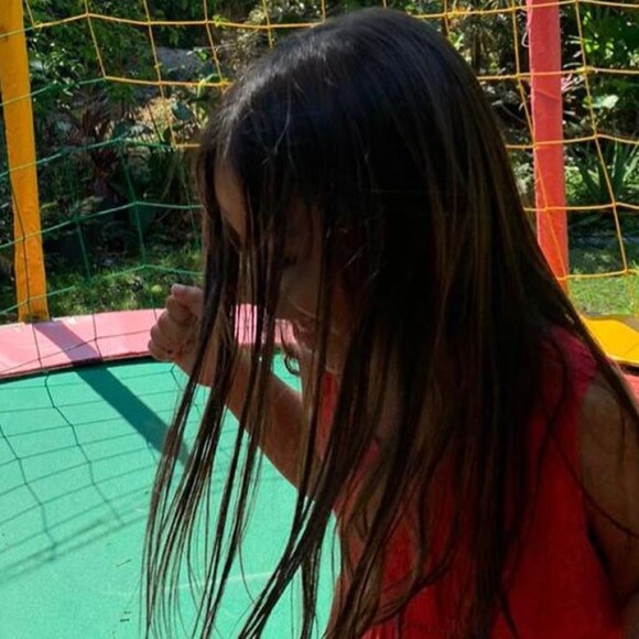 Filha de Juliana Alves, Yolanda se diverte em festa de aniversário