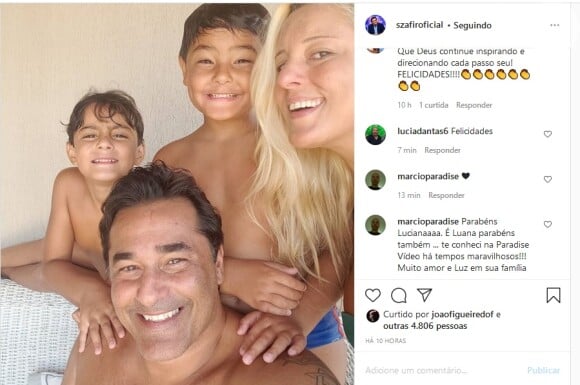 Luciano Szafir posou com a mulher e os dois filhos do casal
