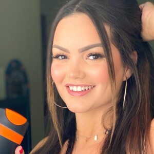 Filha de Kelly Key, Suzanna Freitas focou em treinos e exercícios