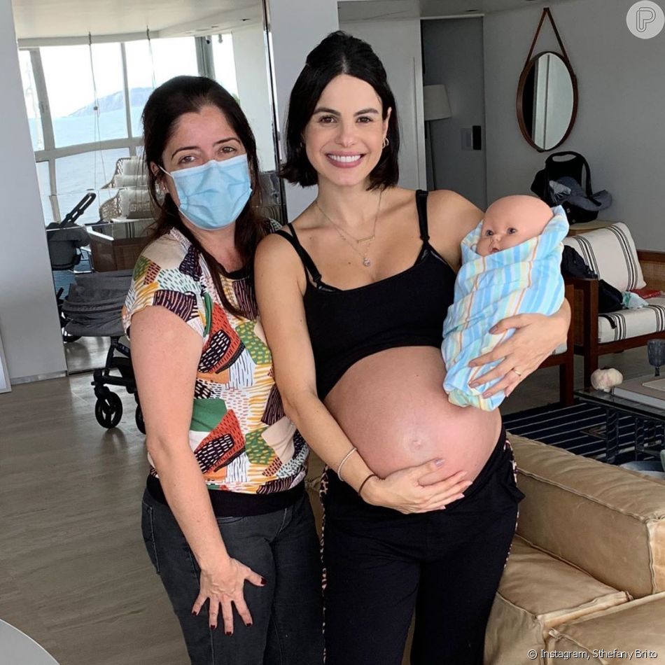 Sthefany Brito está na reta final da gravidez Purepeople