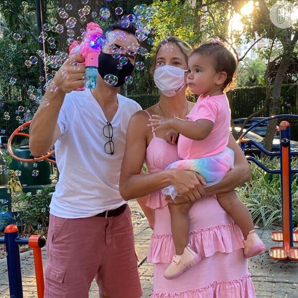 Ticiane Pinheiro e César Tralli estão casados desde 2017 e são pais de Manuella, de 1 ano