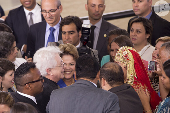 Aguinaldo Silva foi tietado pela presidenta Dilma Rousseff durante uma festa no Palácio do Planalto
