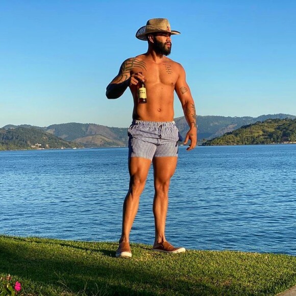 Corpo de Gusttavo Lima foi elogiado por amigos nos comentários do Instagram