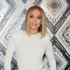 Corpo de Jennifer Lopez conquista elogios de famosas em foto nua aos 51 anos