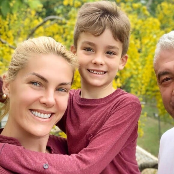 Marido de Ana Hickmann, Alexandre Correa recebeu música composta por Simaria: 'Me fez chorar de uma forma boa, me fez ter ainda mais fé e esperança'