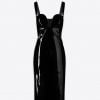 Vestido Saint Laurent usado por Lily Collins está à venda pelo site Mytheresa por € 2.765, R$ 17 mil na cotação atual