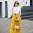   Calça amarela está na moda! Aposte na cor trend em 2021  