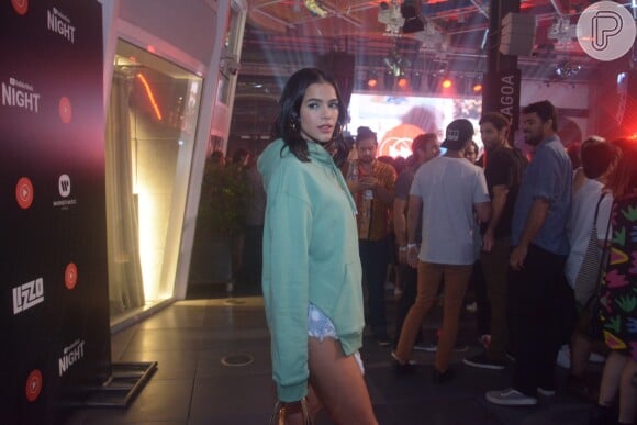 Bruna Marquezine foi uma das convidadas para o show da norte-americana Lizzo no Rio de Janeiro, em fevereiro de 2020