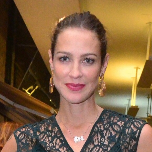 Luana Piovani passou a dividir a guarda dos três filhos com o ex-marido