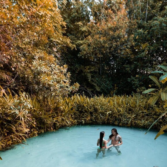 Whindersson Nunes lamenta notícias de gravidez em foto com namorado